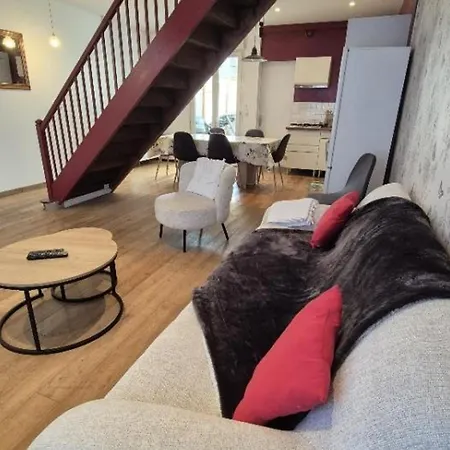 Hébergement de vacances Maison De Charme Entre Plages Et Centre - 6 Pers. - Fr-1-879-26