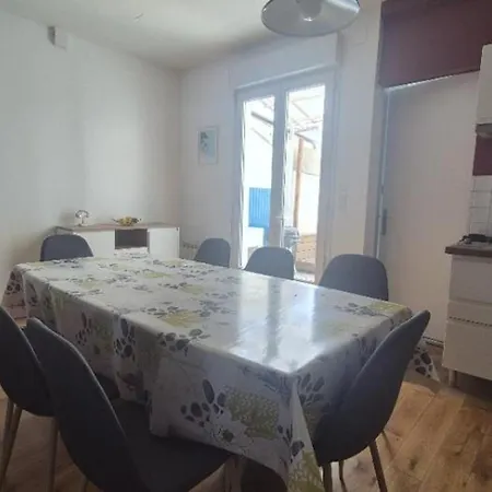Maison De Charme Entre Plages Et Centre - 6 Pers. - Fr-1-879-26 Hébergement de vacances