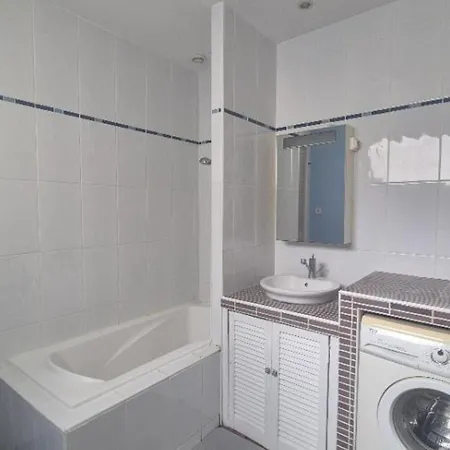 Maison De Charme Entre Plages Et Centre - 6 Pers. - Fr-1-879-26
